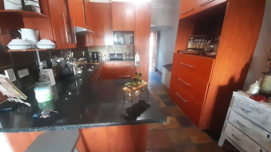 2 Bedroom Property for Sale in Melodie North West